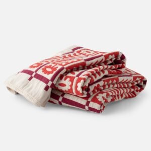 Open Stillwater Floral Quilt::Red::Main in zoom modal