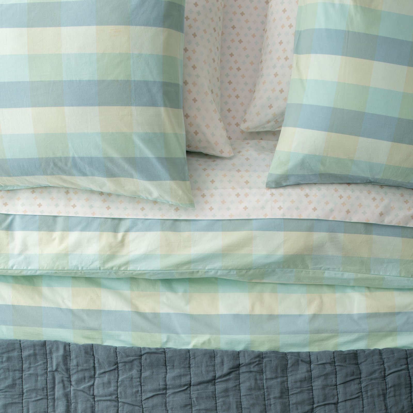 Open Woven Plaid Duvet Cover::woven plaid-shore::hover in zoom modal